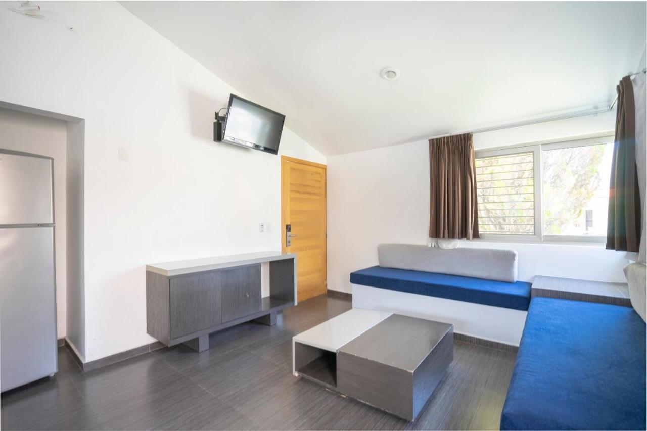 Collection O Luna Aqua Villas,Tala,Rio Escondido מראה חיצוני תמונה